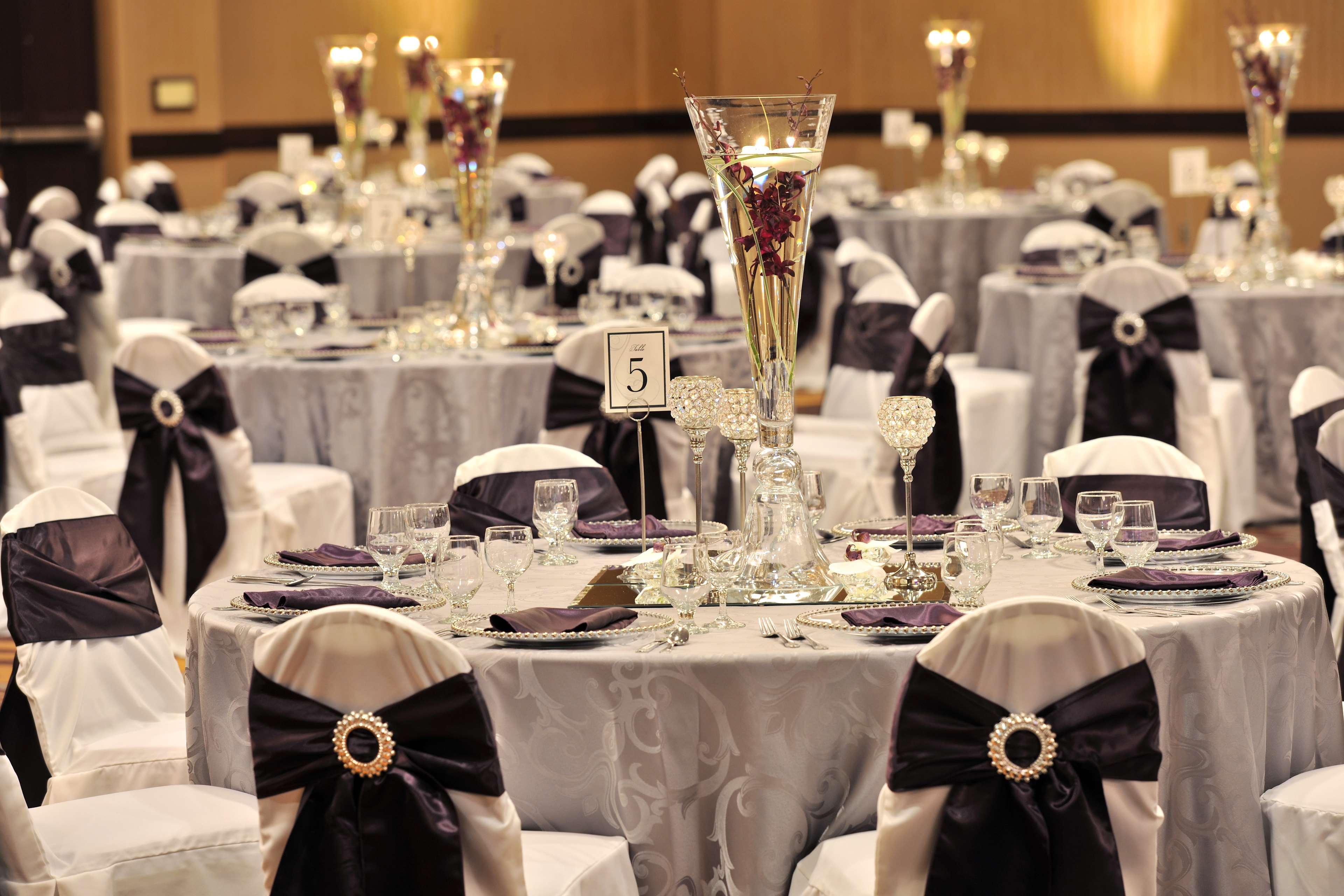 Embassy Suites Des Moines Downtown Extérieur photo