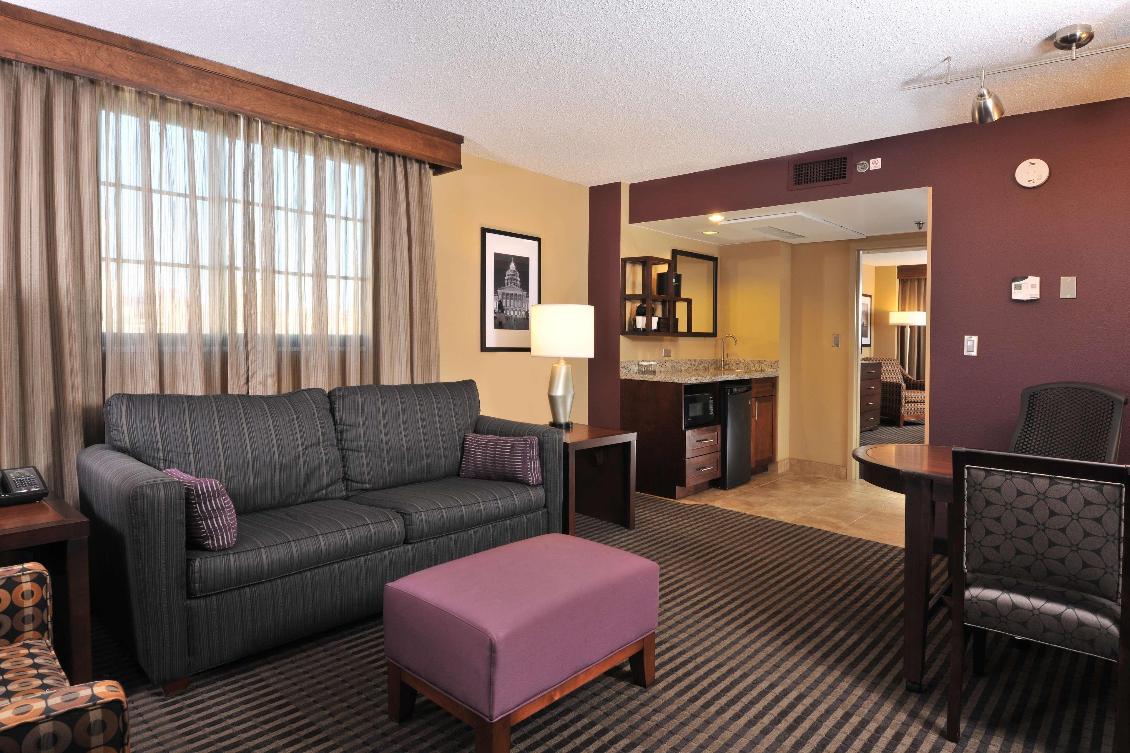 Embassy Suites Des Moines Downtown Chambre photo