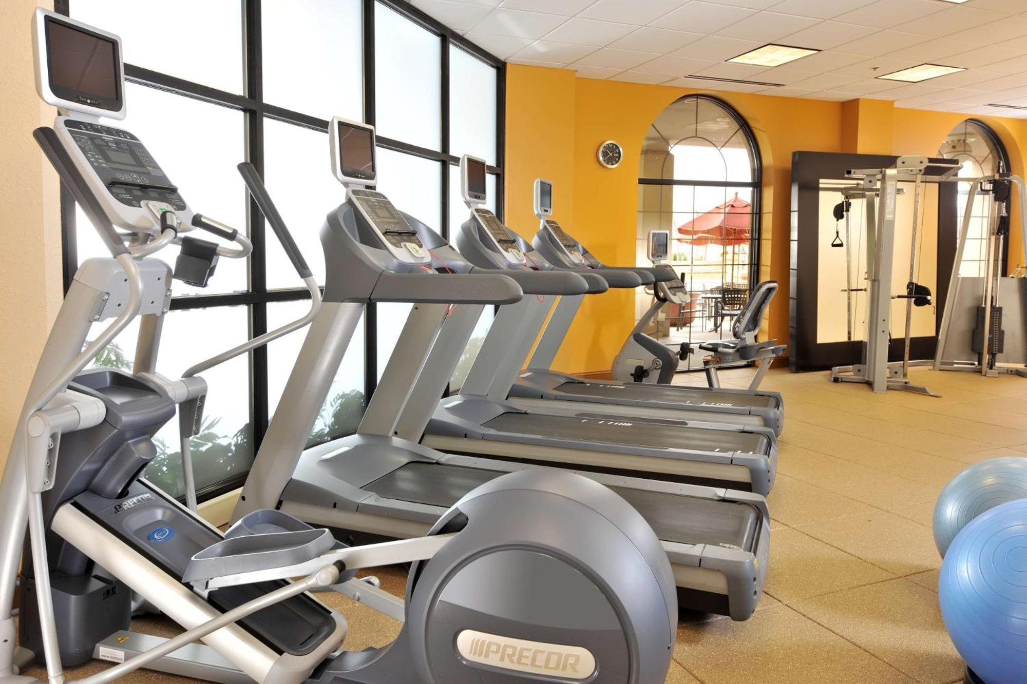 Embassy Suites Des Moines Downtown Extérieur photo